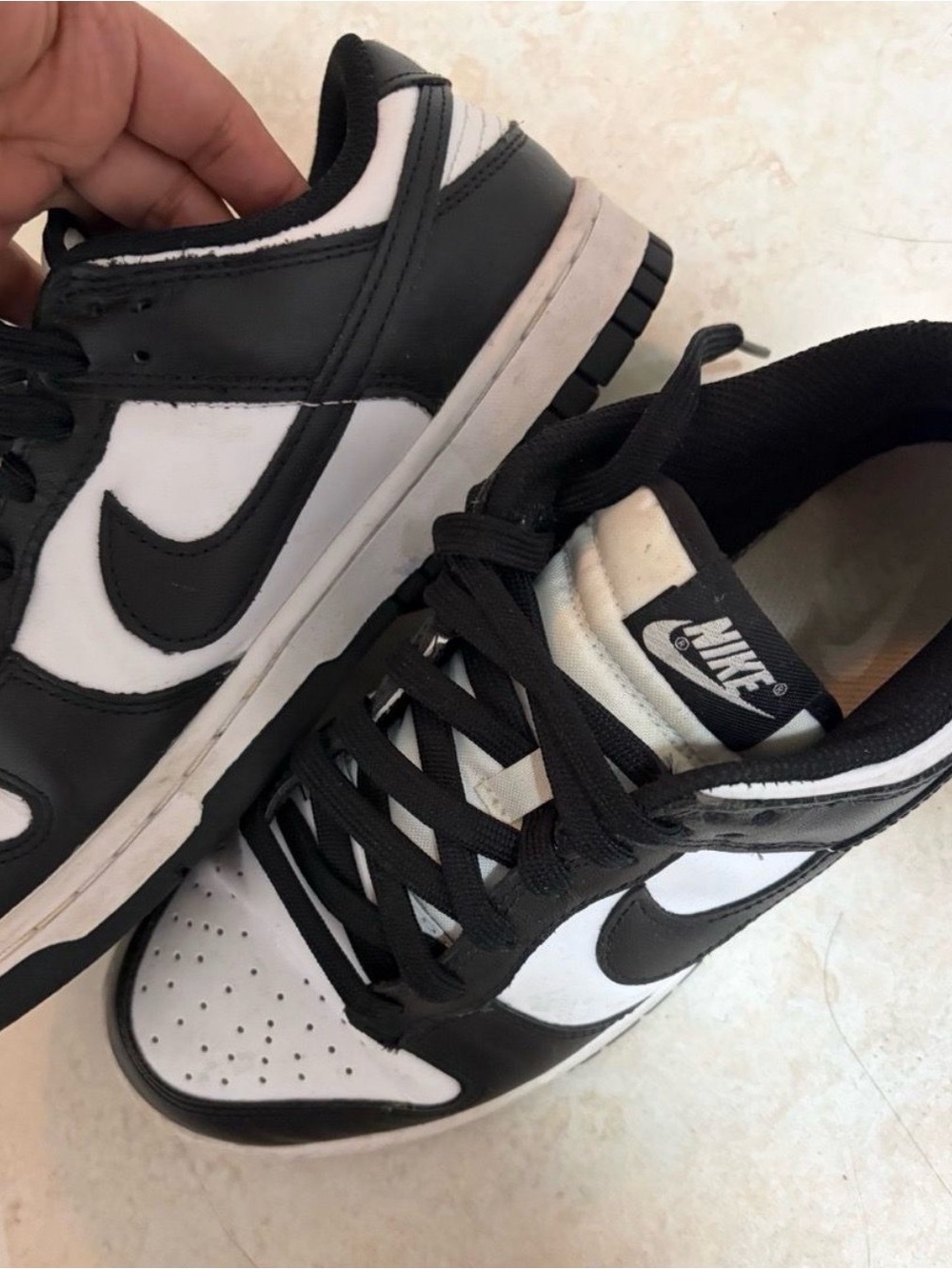 Nike Men’s Black and White Low-Top Sneakers